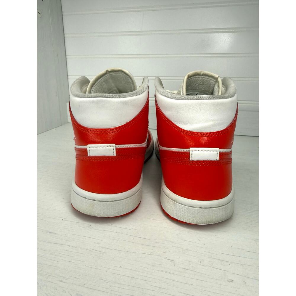 Air Jordan 1 Mid Syracuse Habanero Red Women’s 7 BQ6472-116 White Red - Picture 4 of 6